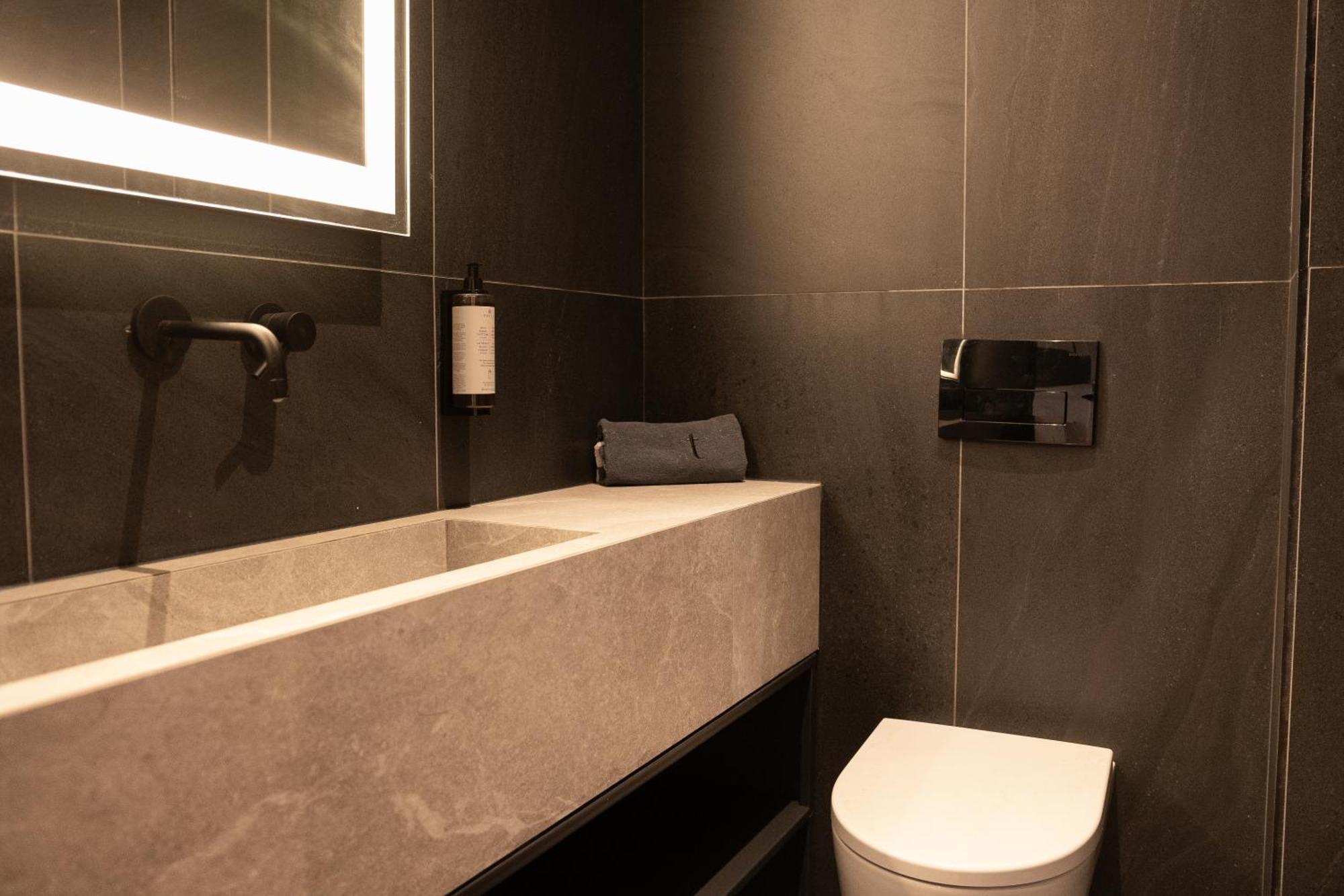 Taskou Luxury Suites Thessaloniki Exterior photo