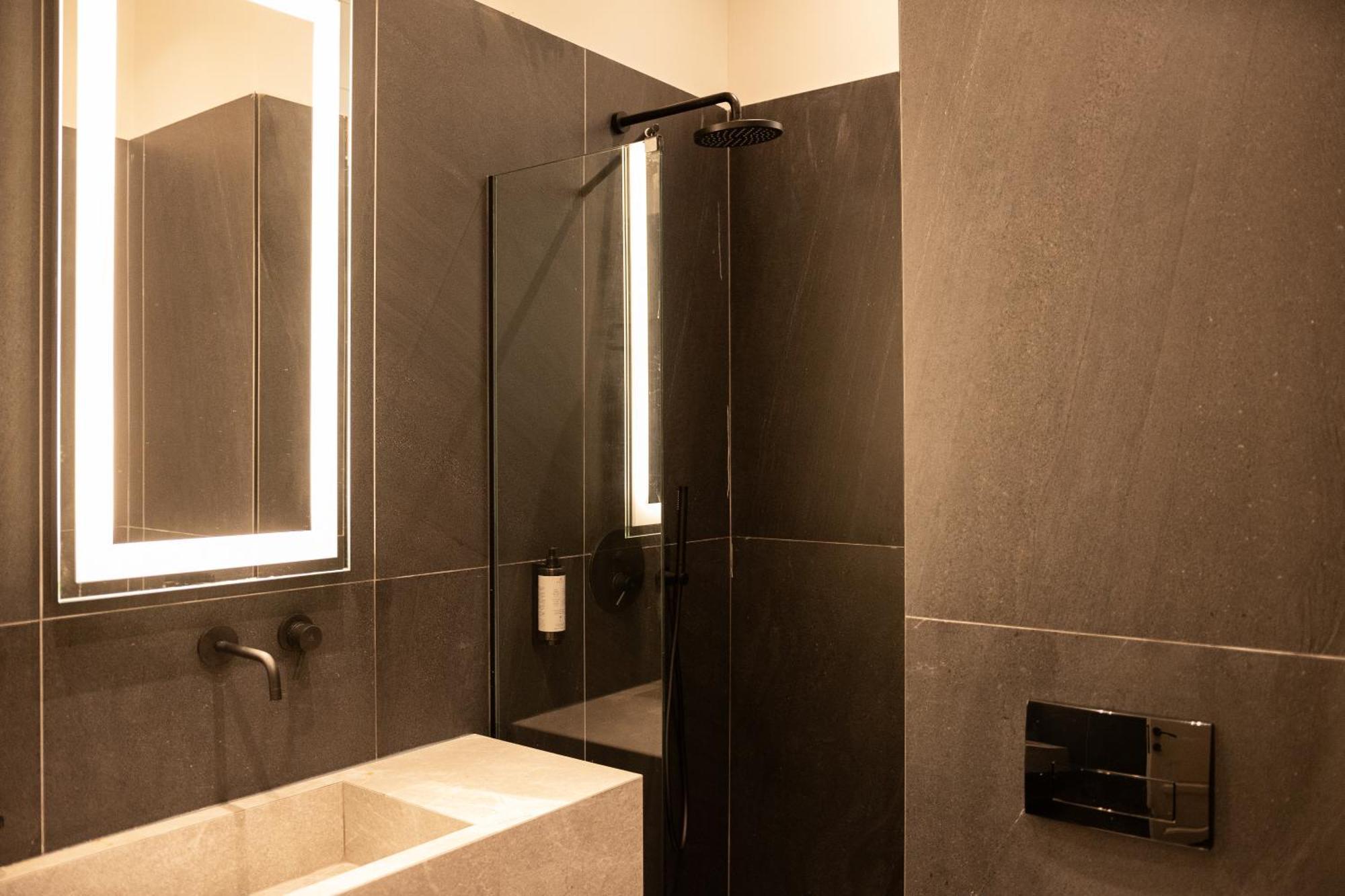 Taskou Luxury Suites Thessaloniki Exterior photo